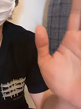 Snapshot of C-4bomb chatting on October 4, 2025, 7:17 am C-4bomb online show from October 4, 2025, 7:17 am