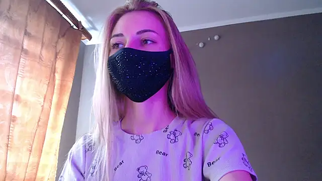 Iris lave online show from September 25, 2025, 1:37 pm