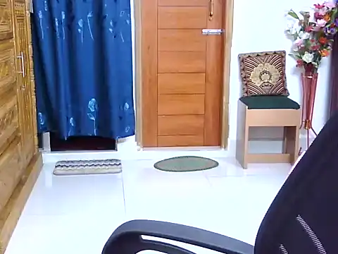 Obonti 2000 online show from September 22, 2025, 12:51 pm