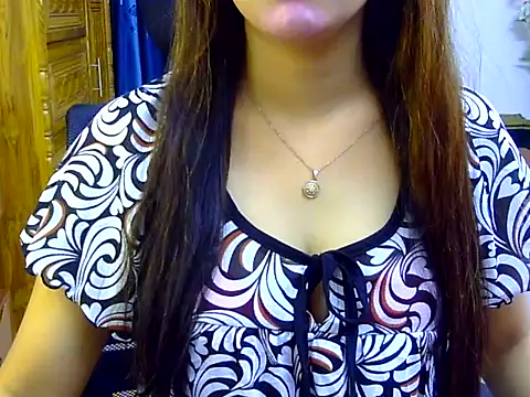 Obonti 2000 online show from October 13, 2025, 4:40 pm