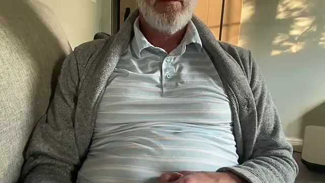 Snapshot of braselton06 chatting on October 6, 2025, 12:24 pm braselton06 online show from October 6, 2025, 12:24 pm