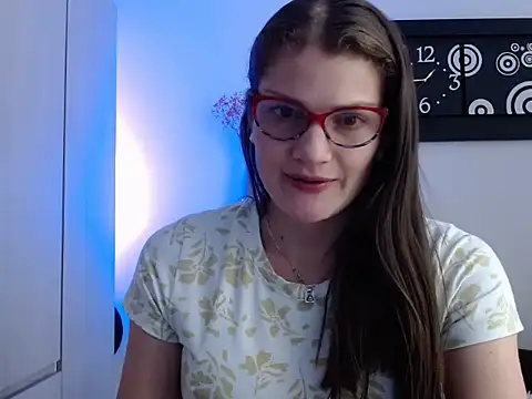 Camila-ventura online show from September 30, 2025, 6:46 pm