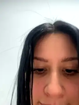 lucy grey25 online show from November 18, 2025, 2:06 am