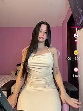 Snapshot of lucy_grey25 chatting on June 18, 2026, 8:24 pm lucy grey25 online show from June 18, 2026, 8:24 pm