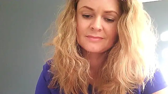 Snapshot of Ginger-bb chatting on July 4, 2026, 5:30 pm Ginger-bb online show from July 4, 2026, 5:30 pm