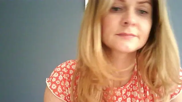 Snapshot of Ginger-bb chatting on July 5, 2026, 2:46 pm Ginger-bb online show from July 5, 2026, 2:46 pm