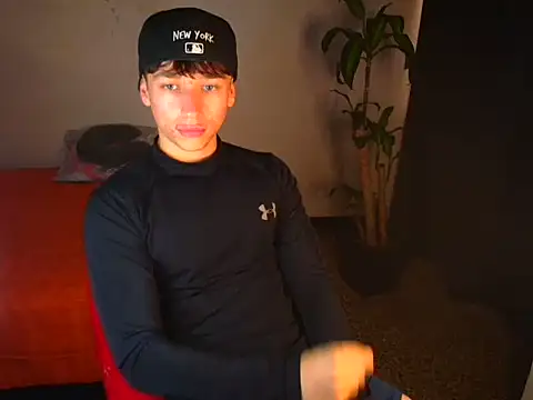 Logan sixxer online show from October 3, 2025, 5:21 pm