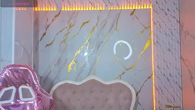 Snapshot of _Mia_sweet_b chatting on February 19, 2026, 1:18 pm Mia sweet b online show from February 19, 2026, 1:18 pm