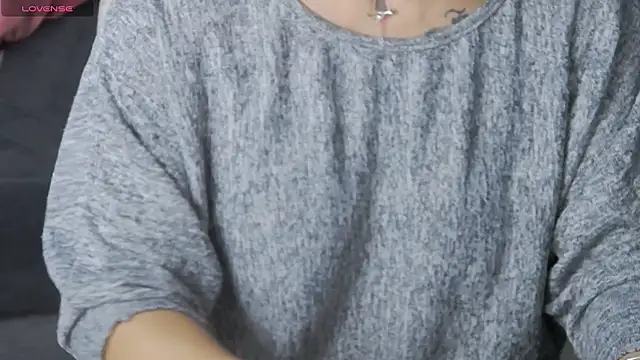 KatyNolann online show from October 12, 2025, 5:28 am