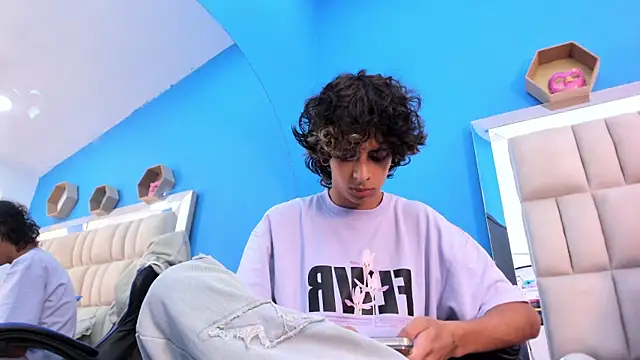 Ibratxandy online show from October 12, 2025, 12:15 pm