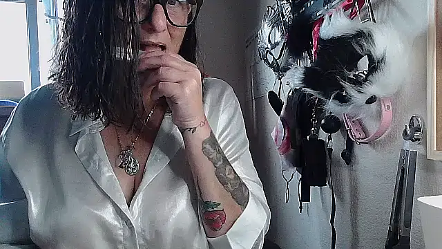 Snapshot of Mistress-Ivy51 chatting on September 11, 2025, 6:13 am Mistress-Ivy51 online show from September 11, 2025, 6:13 am