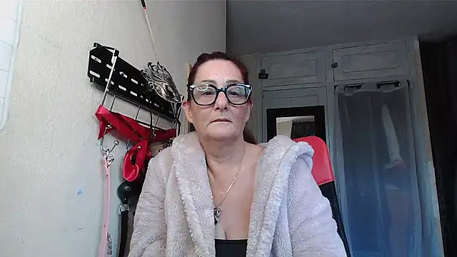 Snapshot of Mistress-Ivy51 chatting on November 1, 2025, 7:32 am Mistress-Ivy51 online show from November 1, 2025, 7:32 am