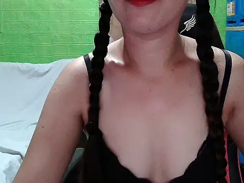 Snapshot of lucky_rona chatting on June 3, 2026, 12:52 pm lucky rona online show from June 3, 2026, 12:52 pm
