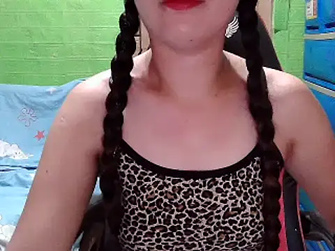 Snapshot of lucky_rona chatting on June 21, 2026, 1:57 pm lucky rona online show from June 21, 2026, 1:57 pm