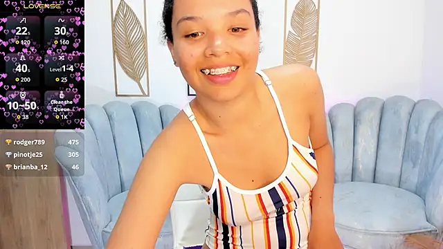 Ayshel cooperr online show from September 12, 2025, 5:07 am