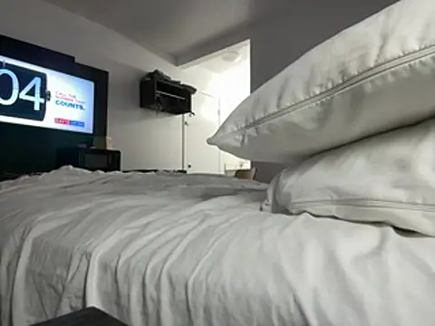 pinkpantiesboy1 online show from July 14, 2026, 3:33 am