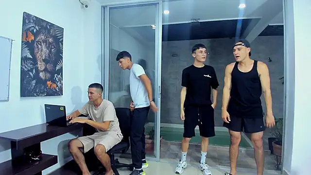 Crazymen hot online show from September 15, 2025, 2:11 am