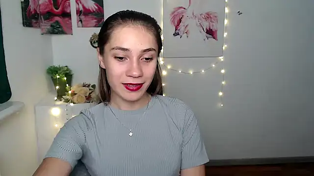 LolitaaaXX  online show from September 19, 2025, 3:02 pm