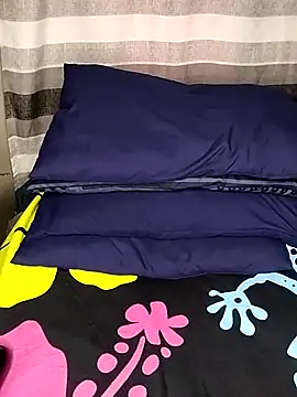 Snapshot of Berryangel03 chatting on October 19, 2025, 1:34 pm Berryangel03 online show from October 19, 2025, 1:34 pm