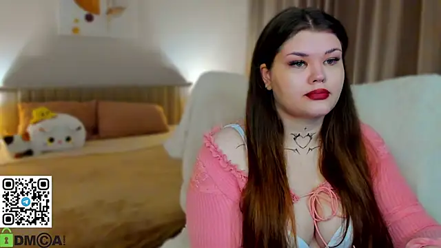 elle one online show from October 28, 2025, 3:43 am