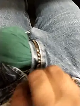 Ajayy01 online show from November 17, 2025, 4:13 pm