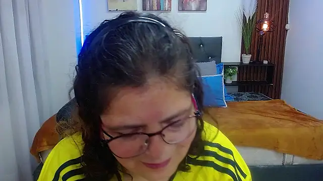 Linda banks  online show from September 10, 2025, 1:38 am