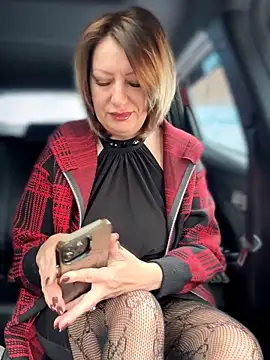 Milena-MilfaXXX online show from March 6, 2026, 4:31 am