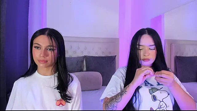 Victoriia Coxx online show from October 24, 2025, 5:42 pm