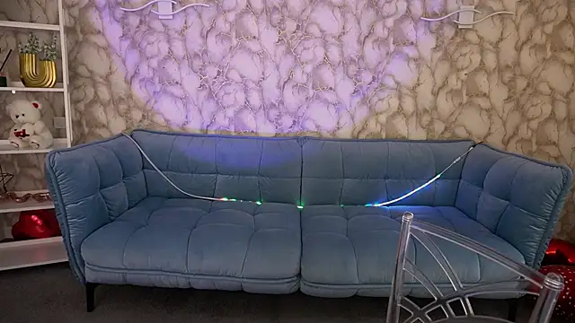 CrystallPaws online show from March 21, 2026, 7:02 am