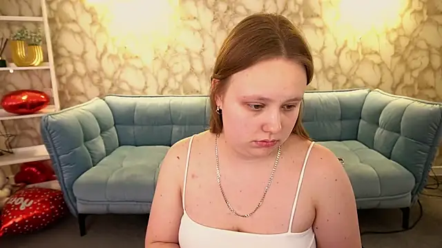 CrystallPaws online show from March 29, 2026, 5:40 am