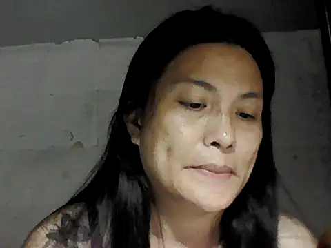Snapshot of Uniquebeauty32 chatting on July 29, 2026, 3:37 am Uniquebeauty32 online show from July 29, 2026, 3:37 am
