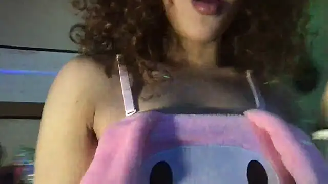 nekowaifuuu online show from October 23, 2025, 3:06 am