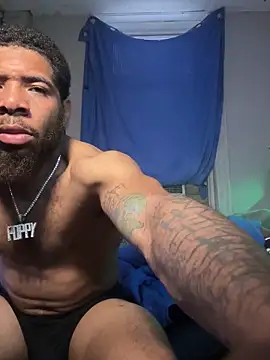 Snapshot of 1mistaGoodWood chatting on October 14, 2025, 9:37 pm 1mistaGoodWood online show from October 14, 2025, 9:37 pm