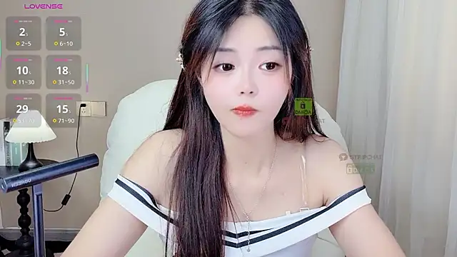 CeeKie online show from September 10, 2025, 8:47 am