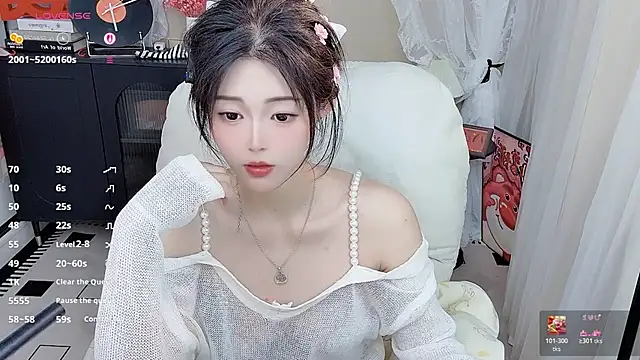 CeeKie online show from April 2, 2026, 5:27 am