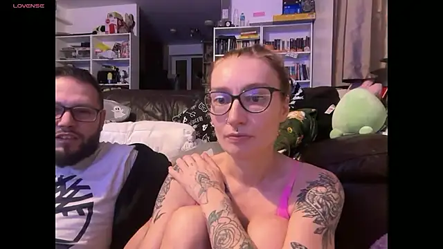 harleyblair online show from November 26, 2025, 11:28 pm