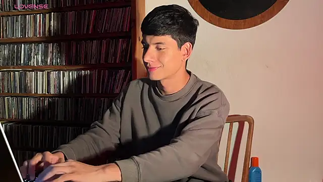 jim dj online show from October 16, 2025, 10:11 pm