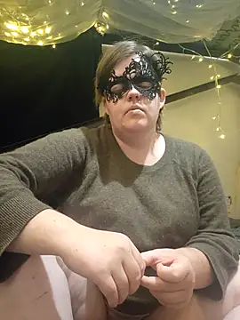 VeiledMuse online show from November 9, 2025, 1:15 am