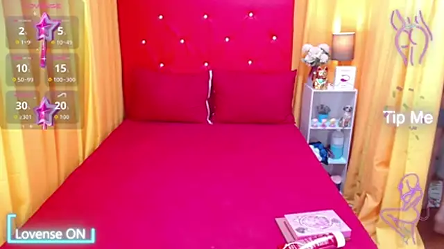 XxAnna HornyxX online show from November 24, 2025, 4:18 pm