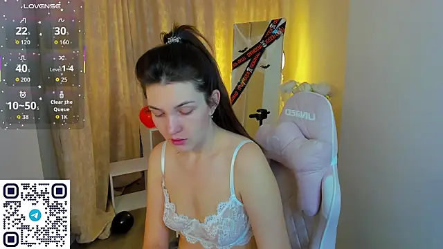 MalvinaDream online show from October 30, 2025, 1:29 am