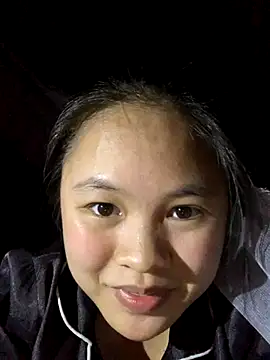 NhuFox online show from October 27, 2025, 12:31 pm