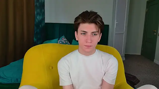 Oliver Starboy online show from September 16, 2025, 7:42 am