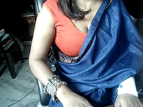 Anaconda-Mall online show from October 10, 2025, 4:06 pm