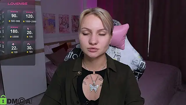 Cameronlovely  online show from September 25, 2025, 8:51 am