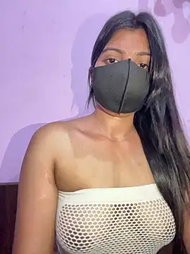 Snapshot of _01ruhi chatting on September 28, 2025, 6:35 pm 01ruhi online show from September 28, 2025, 6:35 pm