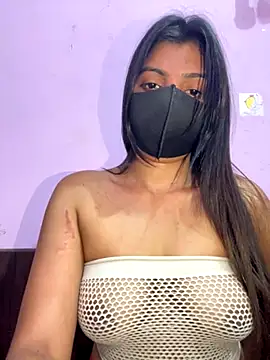 Snapshot of _01ruhi chatting on October 23, 2025, 6:06 pm 01ruhi online show from October 23, 2025, 6:06 pm