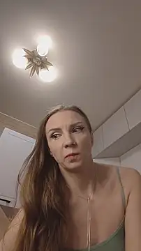 Edena  online show from March 11, 2026, 4:02 pm