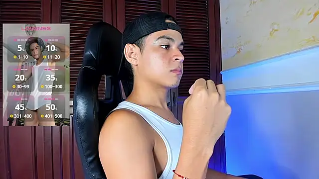 Snapshot of edy_play chatting on October 17, 2025, 3:53 am edy play online show from October 17, 2025, 3:53 am