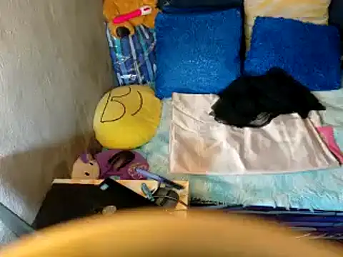 xxloveheart online show from September 25, 2025, 12:03 am