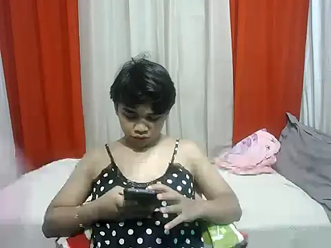 Snapshot of pinaymorena_zeinab chatting on July 14, 2026, 3:51 pm pinaymorena zeinab online show from July 14, 2026, 3:51 pm